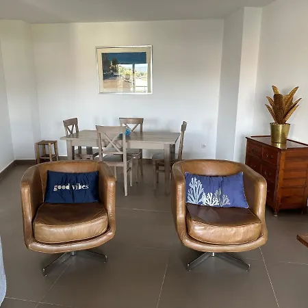 Vecchio Spacieux 100 M2 Vue דירה פורטו-וישיו